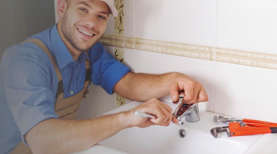 Kitchen Faucet Repair Service in Middletown, IN